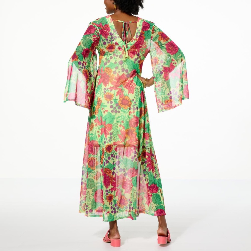 Curations X Nicole Hickl Summer and Spring Green Floral Maxi Dress New with tag